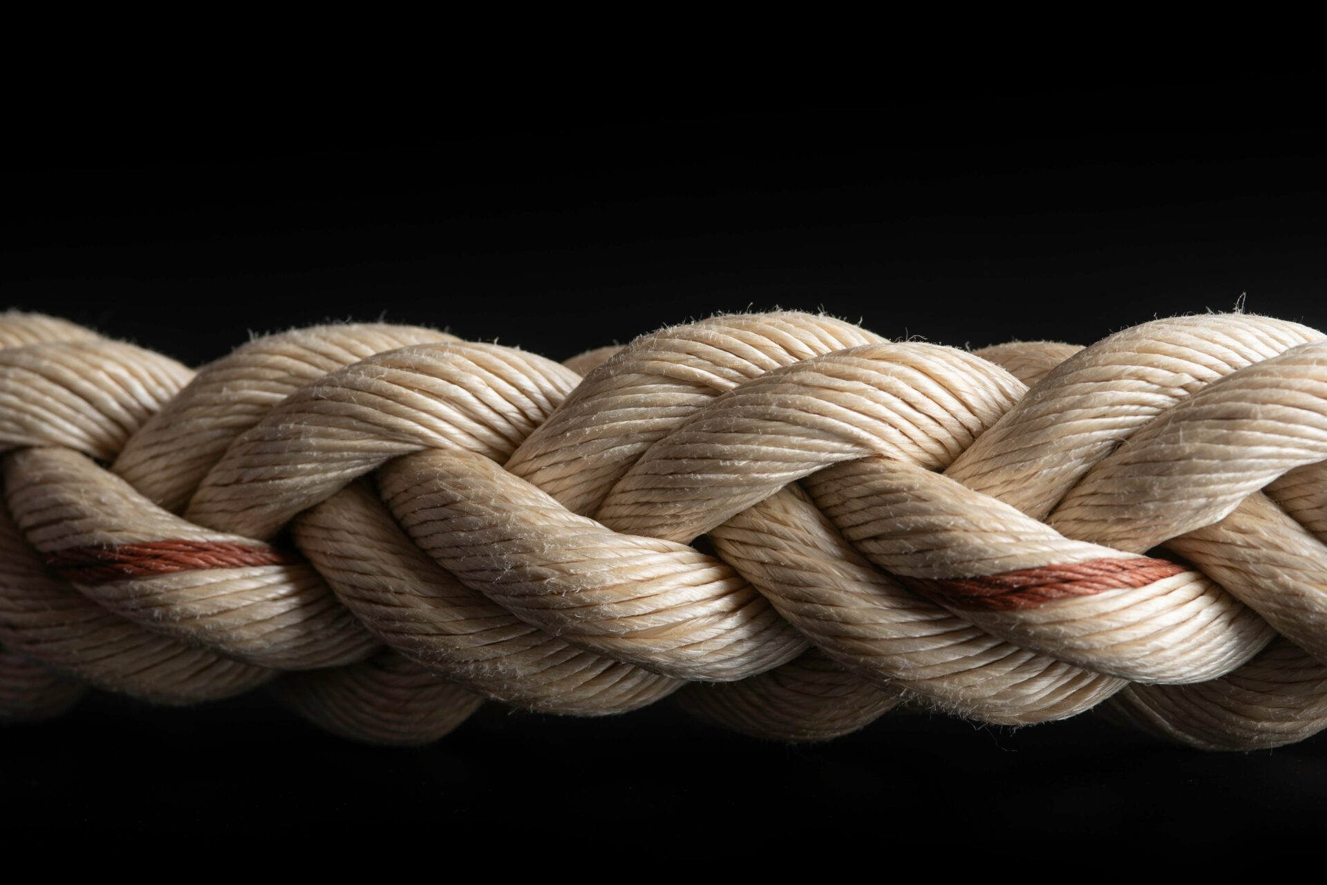 เจาะลึกโครงสร้างและชนิดของเชือกสำหรับการใช้งานต่าง ๆ